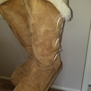 Ugg boots size 10